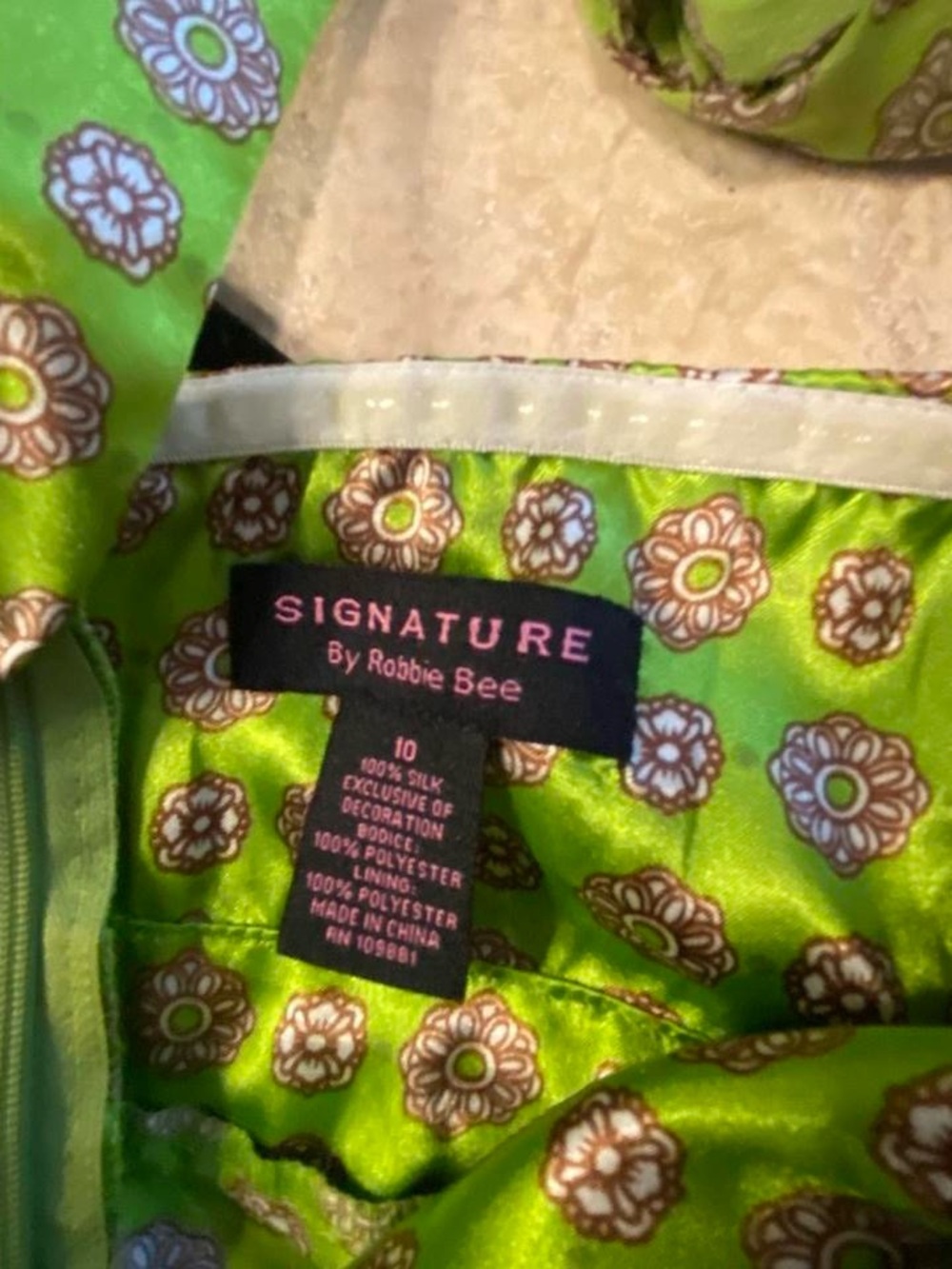 Vintage Lime Green Halter Maxi Dress with Brown Accents - Picture 5 of 8